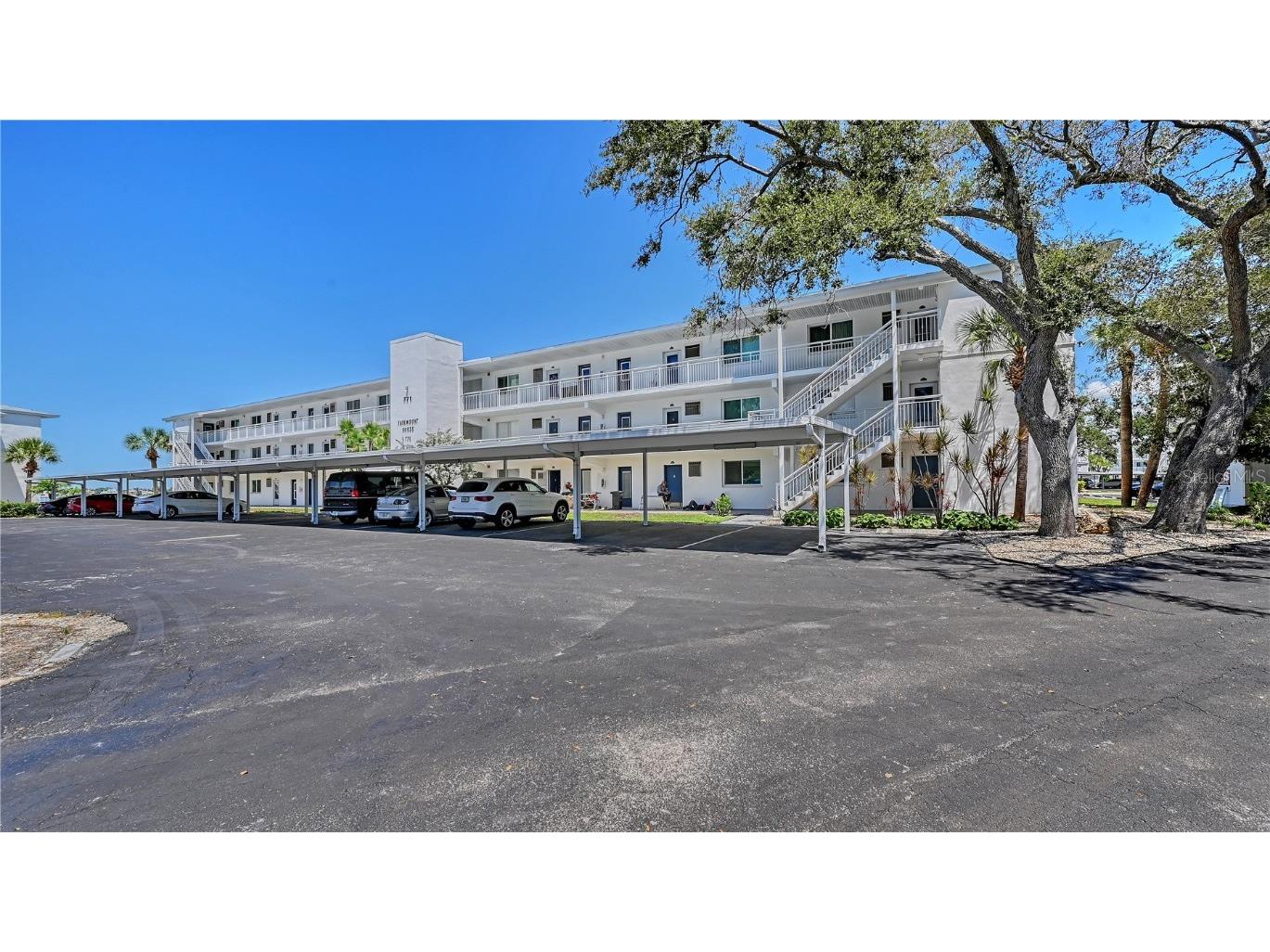 771 John Ringling Boulevard #7 Sarasota FL 34236 - SARASOTA BAY A4663602 image3