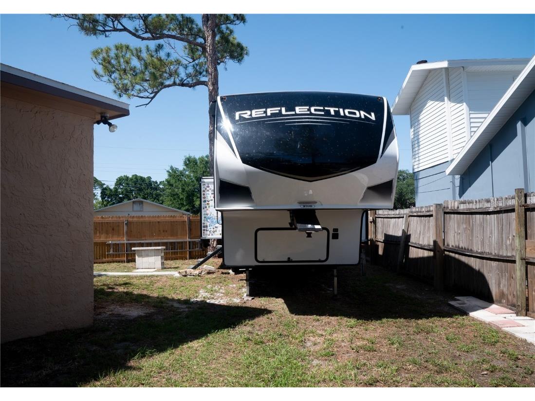 771 Murphy Avenue N Saint Petersburg FL 33703 TB8450623 image37