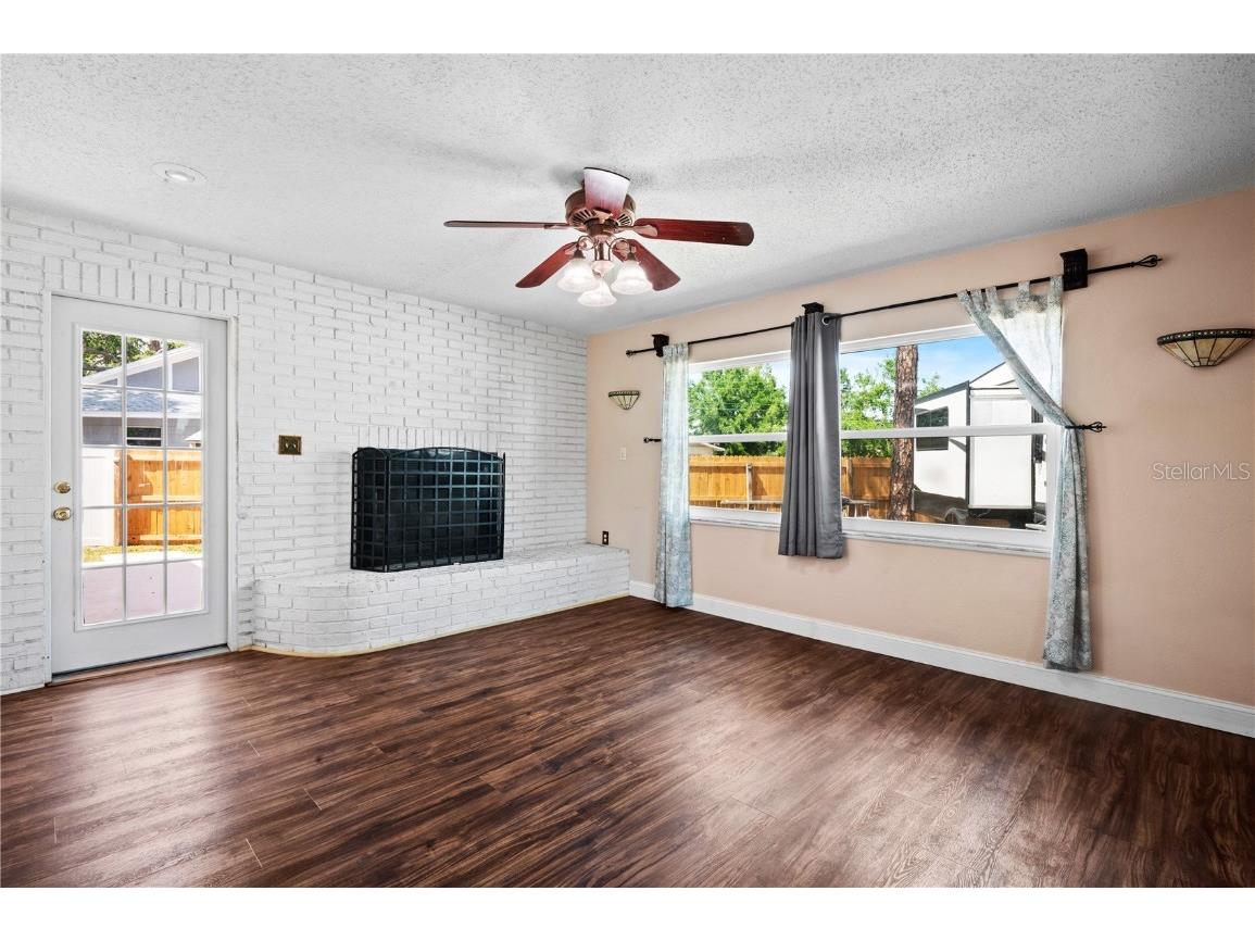 771 Murphy Avenue N Saint Petersburg FL 33703 TB8450623 image8