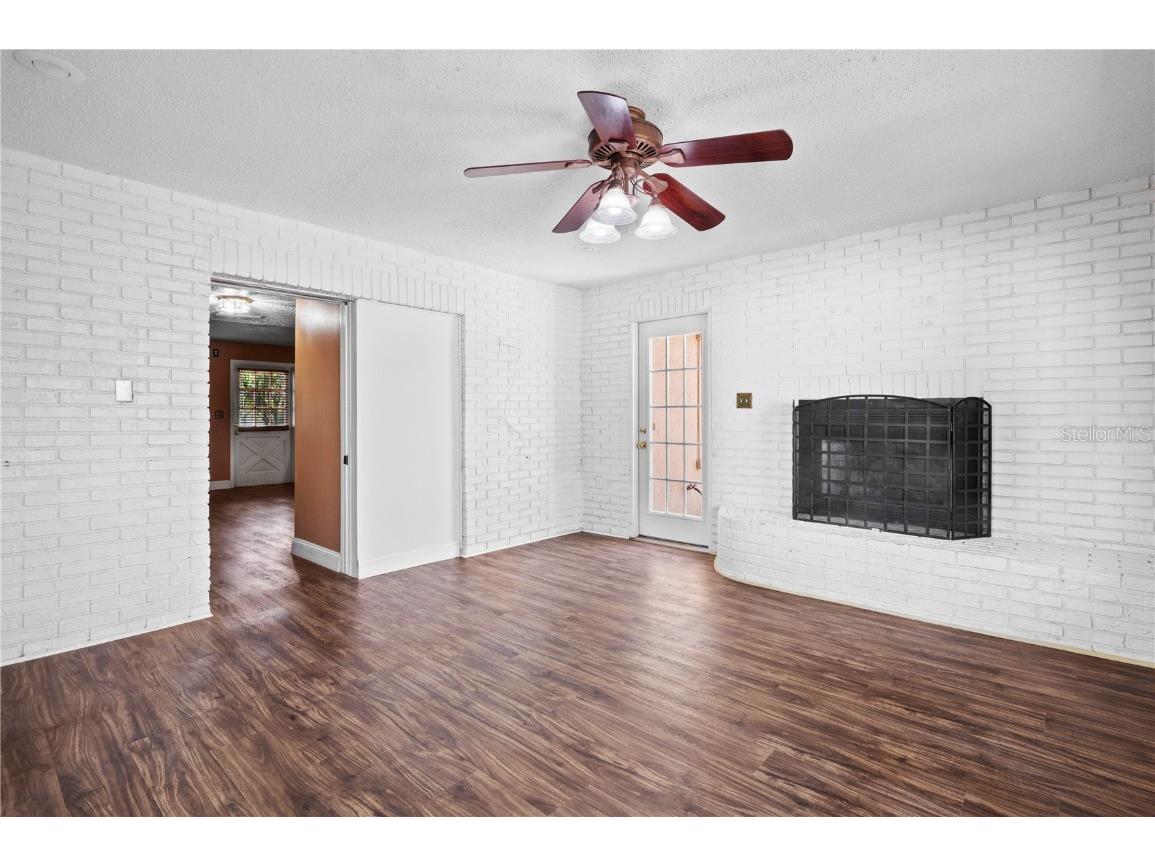 771 Murphy Avenue N Saint Petersburg FL 33703 TB8450623 image9