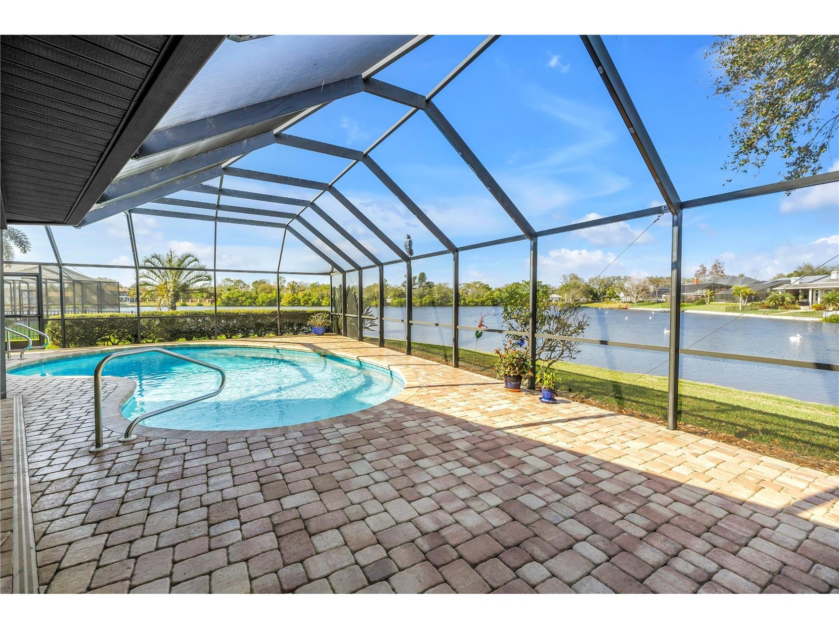 771 Suwannee Court NE Saint Petersburg FL 33702 TB8475160 image18