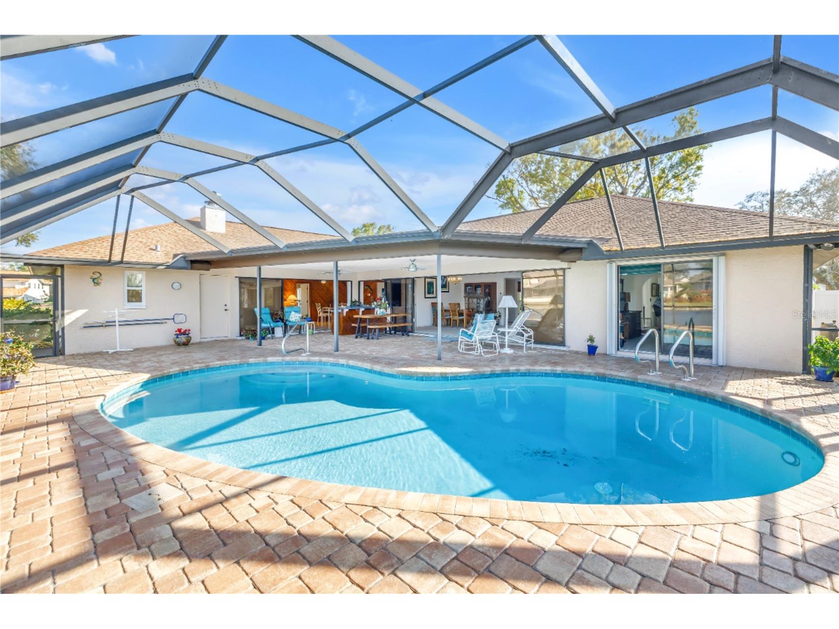 771 Suwannee Court NE Saint Petersburg FL 33702 TB8475160 image6