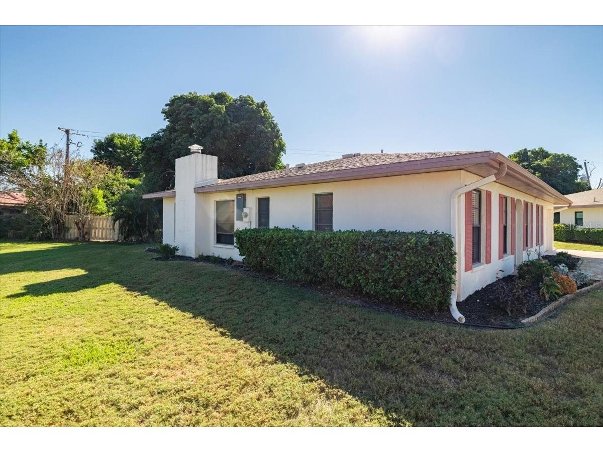 771 Vivienda South Court #9 Venice FL 34293 A4677704 image40