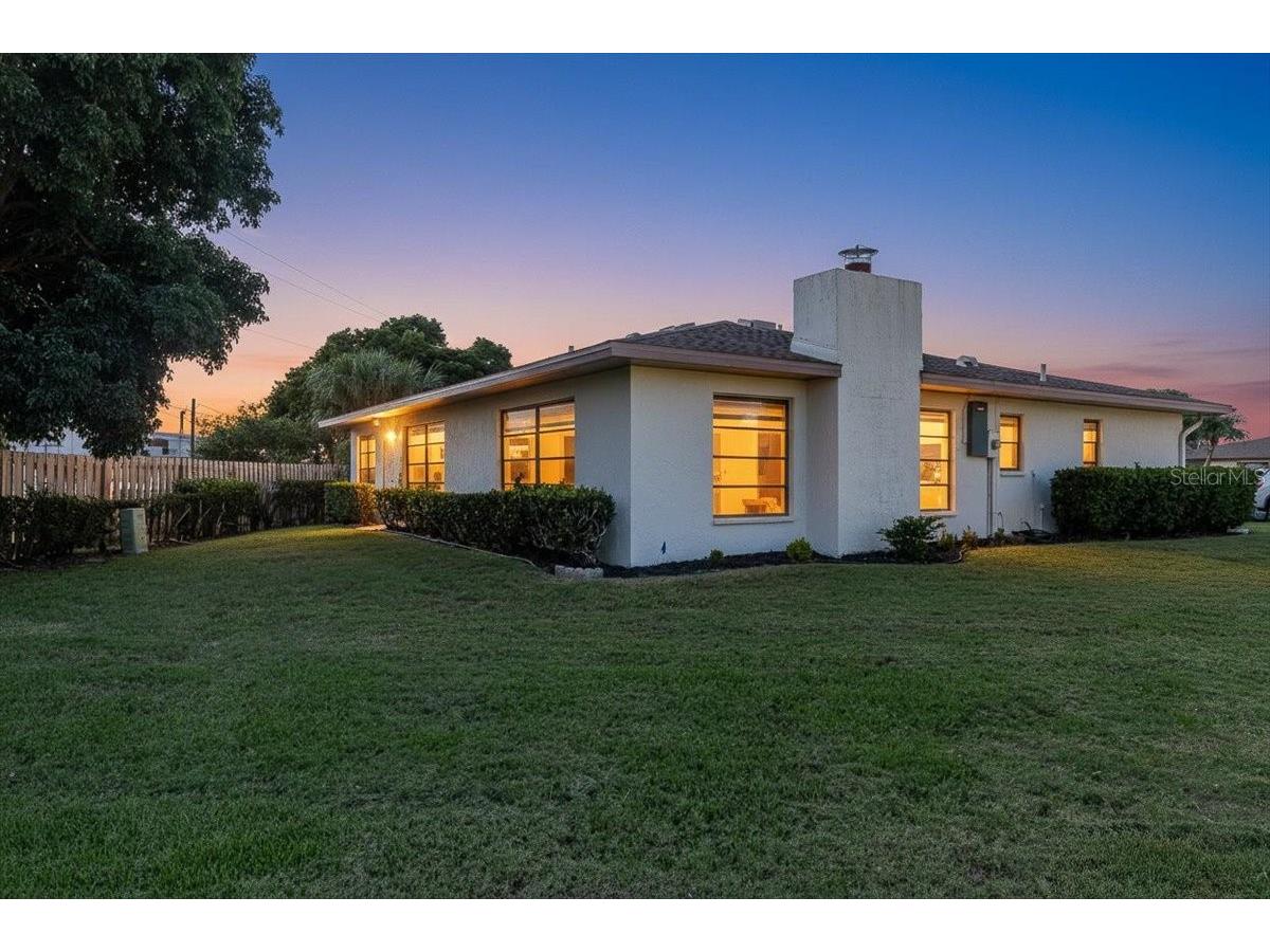 771 Vivienda South Court #9 Venice FL 34293 A4677704 image46