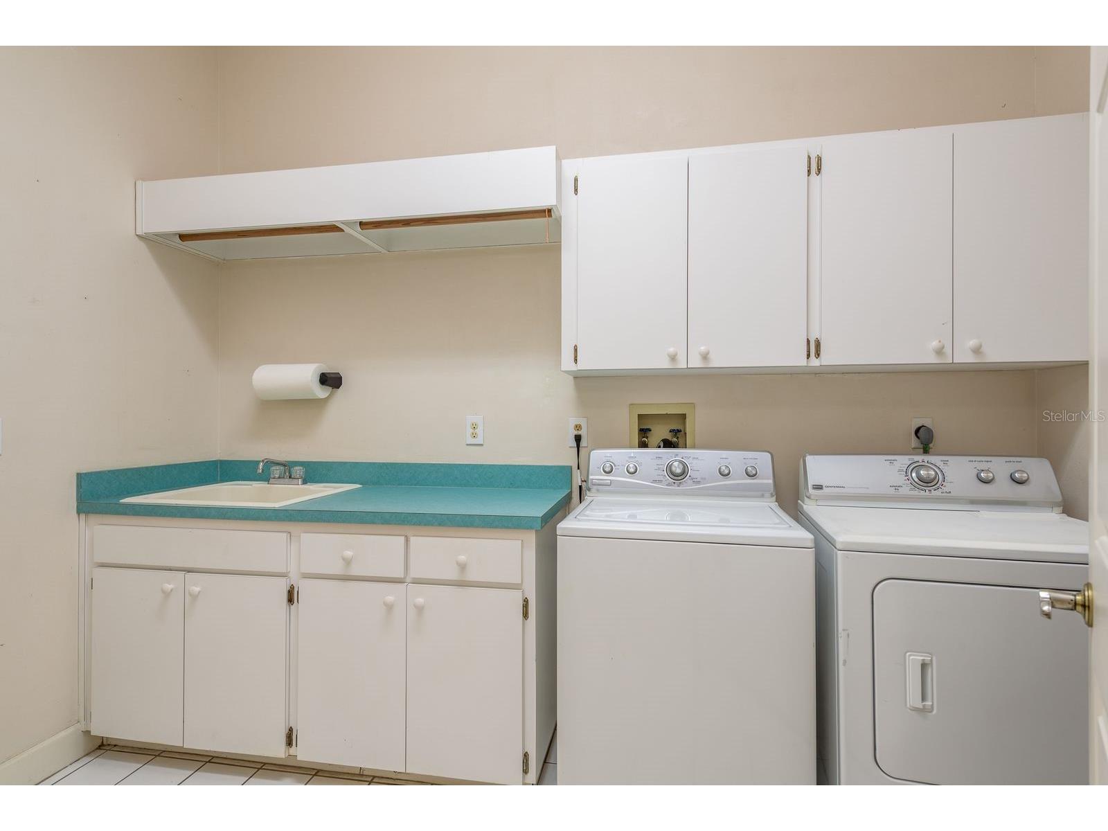 771 Weathersfield Drive Dunedin FL 34698 TB8478005 image32