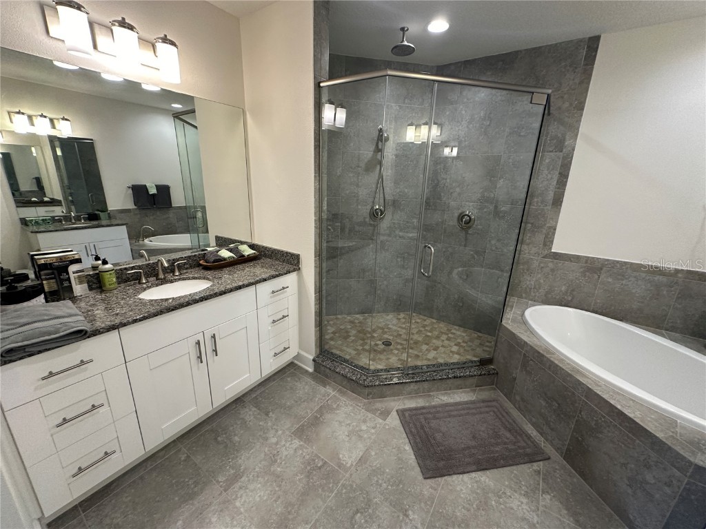 7710 34th Avenue W #202 Bradenton FL 34209 A4601256 image19