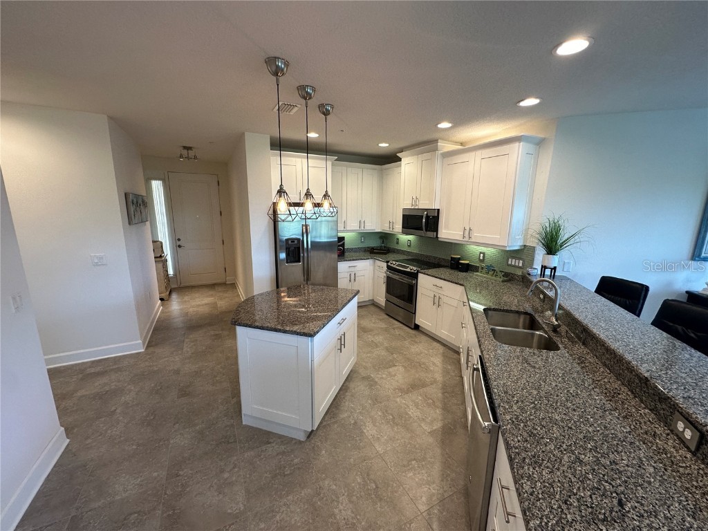 7710 34th Avenue W #202 Bradenton FL 34209 A4601256 image4