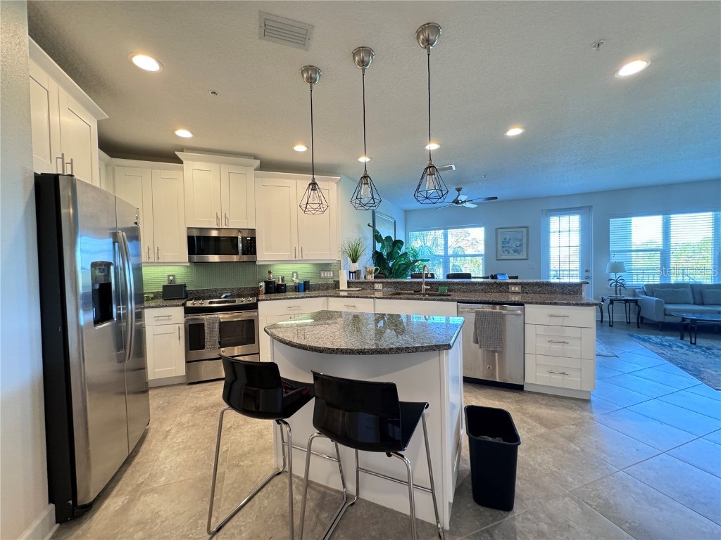 7710 34th Avenue W #202 Bradenton FL 34209 A4601256 image5