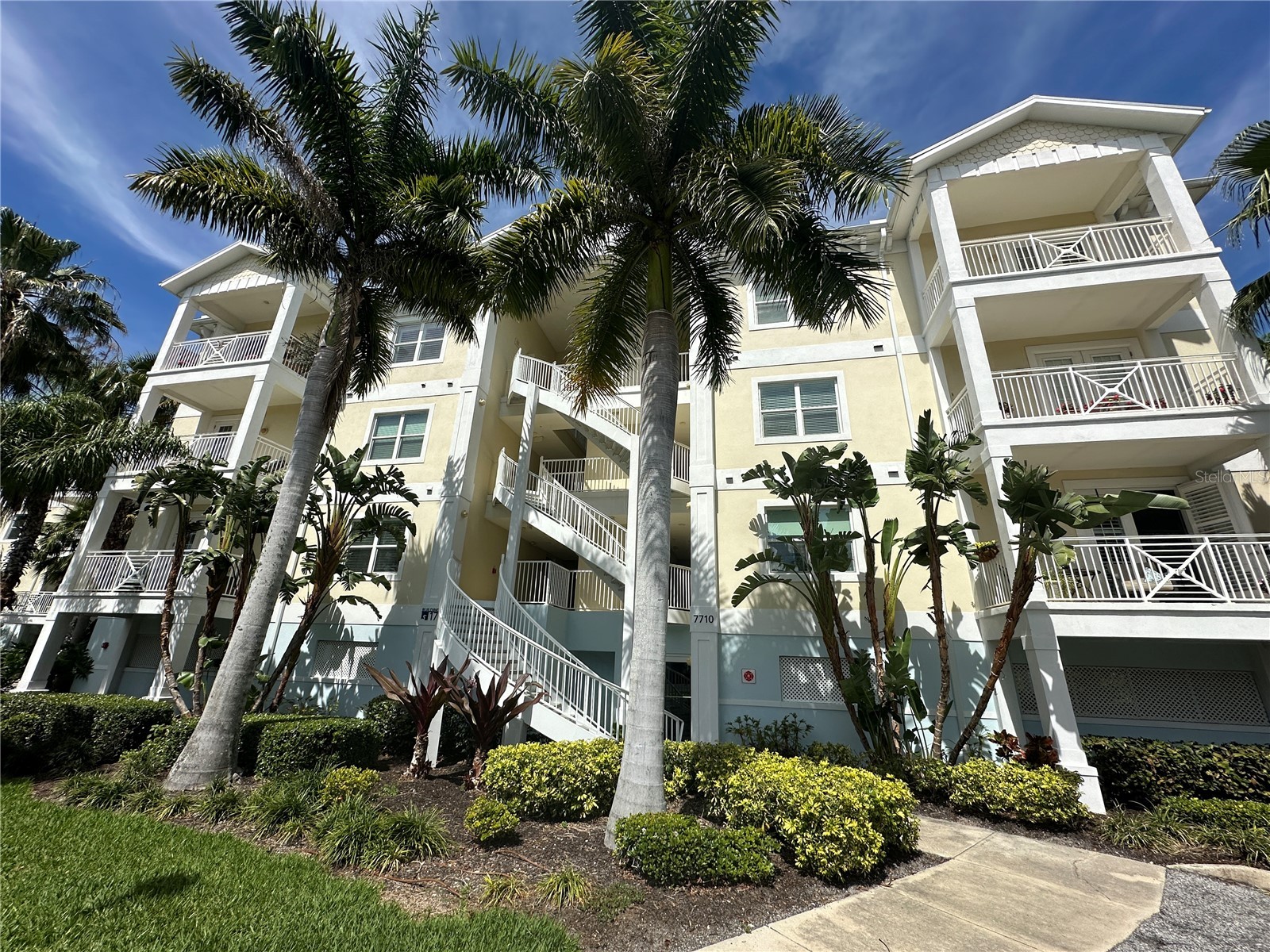 7710 34th Avenue W #303 Bradenton FL 34209 - PALMA SOLA BAY A4682601 image1