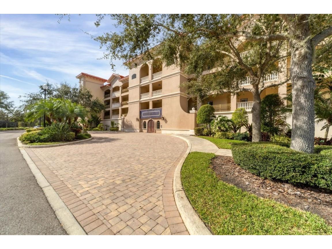 7710 Lake Vista Court #201 Lakewood Ranch FL 34202 T3491959 image1
