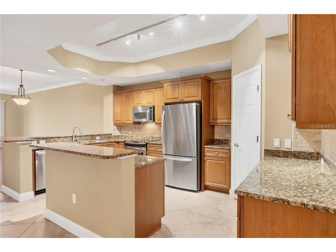 7710 Lake Vista Court #203 Lakewood Ranch FL 34202 A4653701 image5