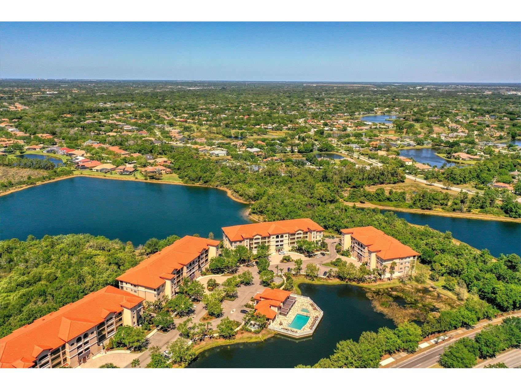 7710 Lake Vista Court #205 Lakewood Ranch FL 34202 TB8364053 image5