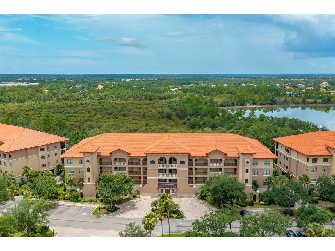 7710 Lake Vista Court #403 Lakewood Ranch FL 34202 A4659993 image2
