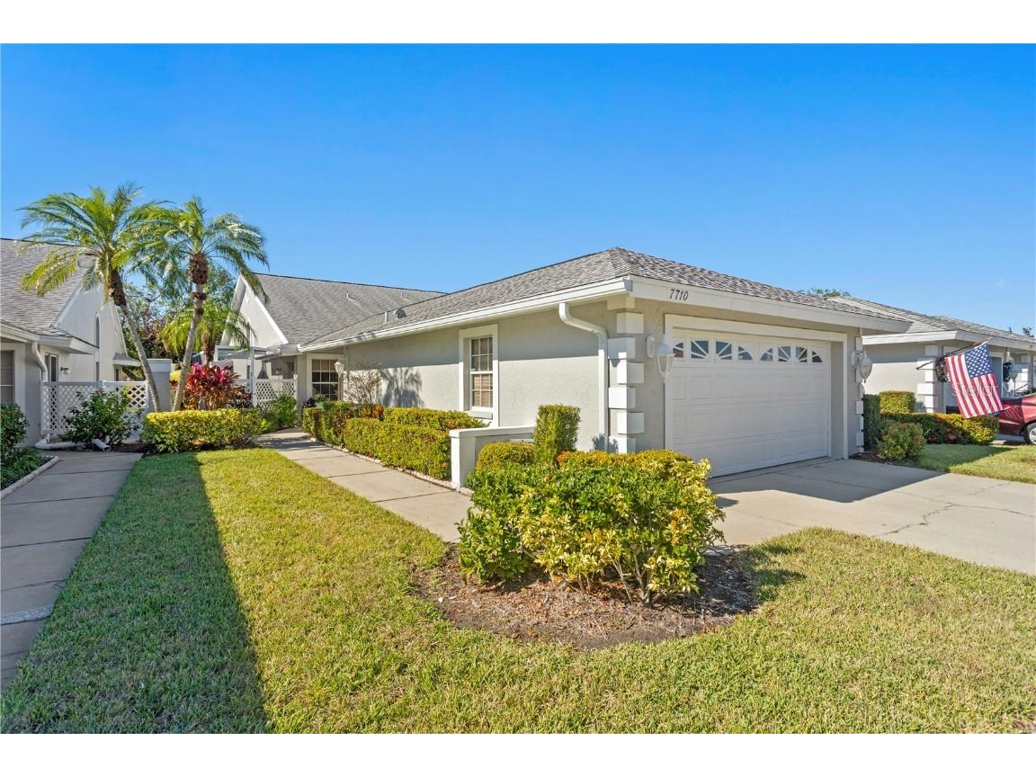 7710 Palm Aire Lane Sarasota FL 34243 TB8335962 image1
