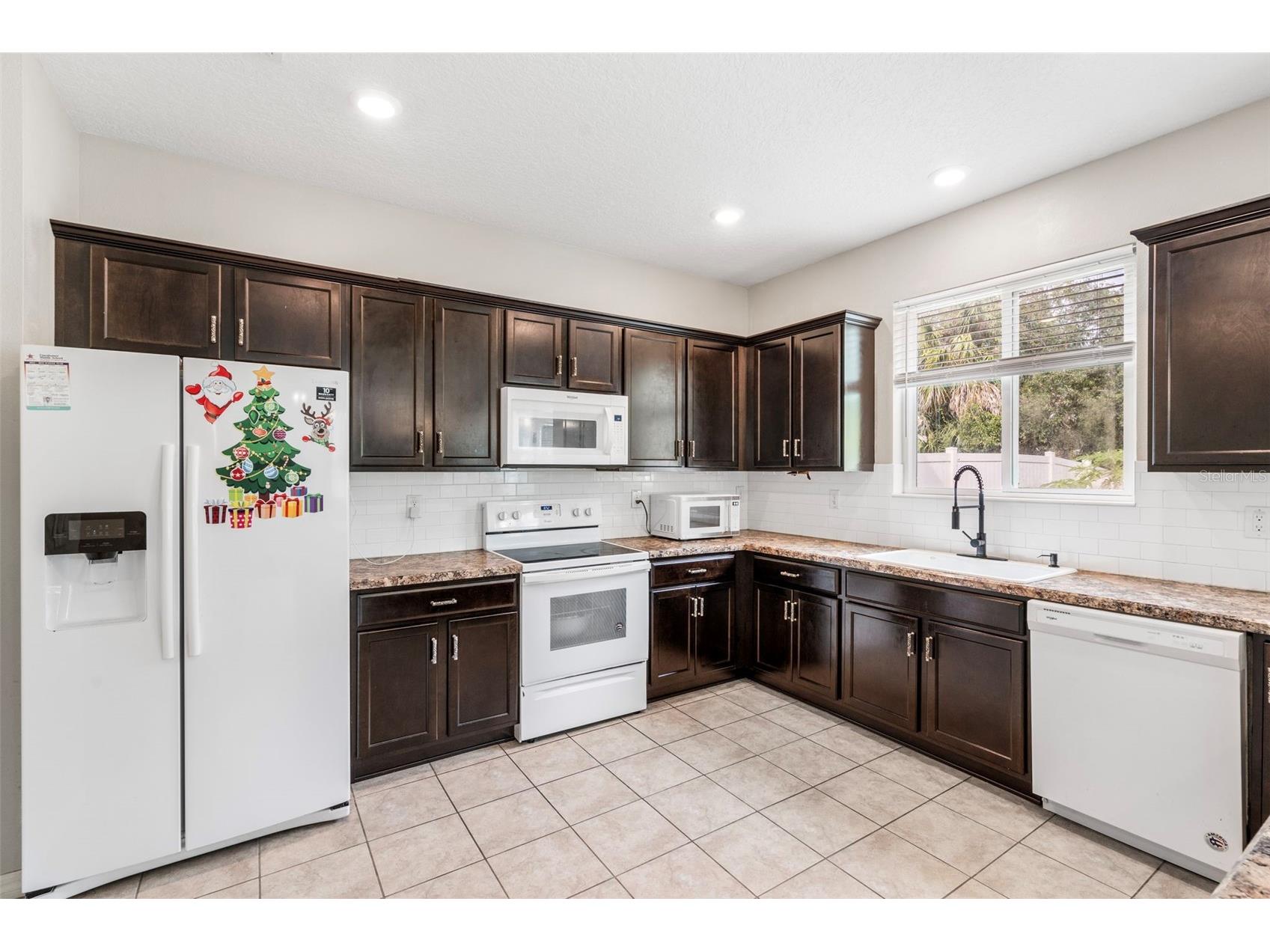 7710 Sunshine Bridge Ave Gibsonton FL 33534 TB8461363 image15