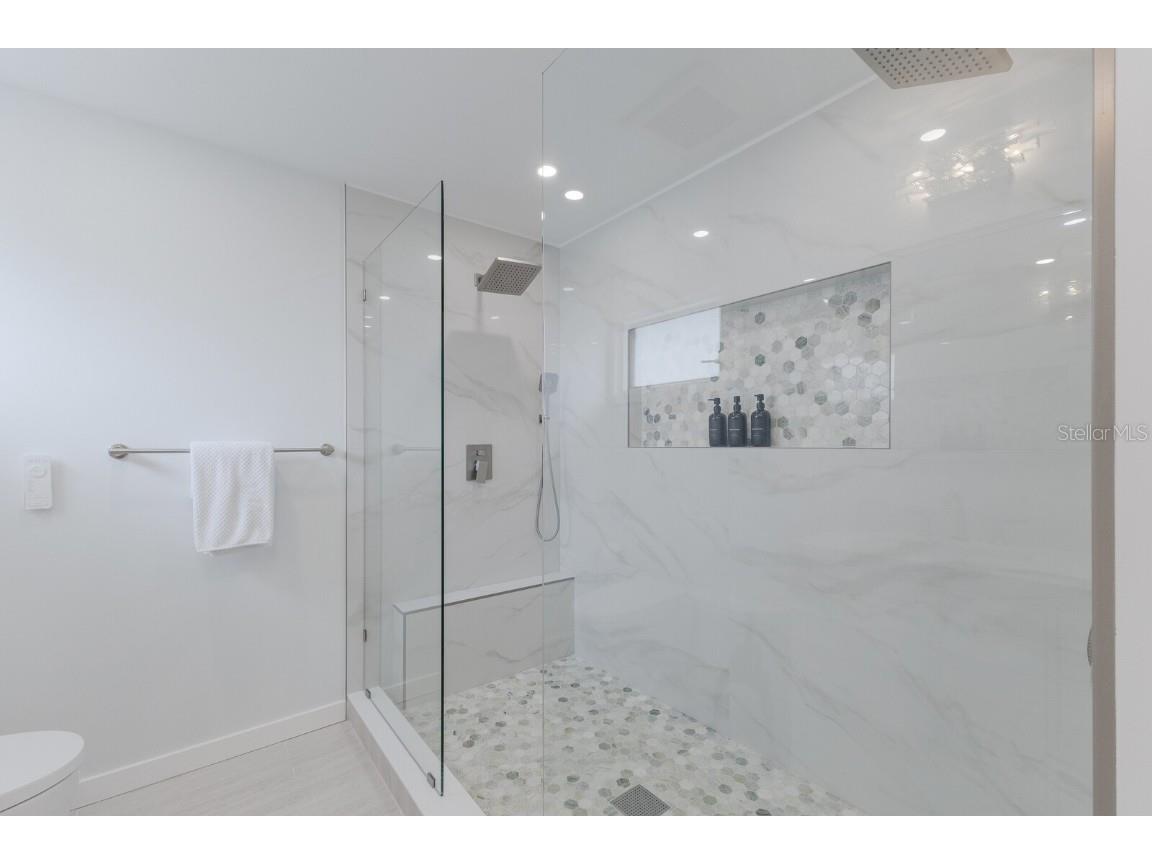 7711 25th Avenue W Bradenton FL 34209 A4664233 image26