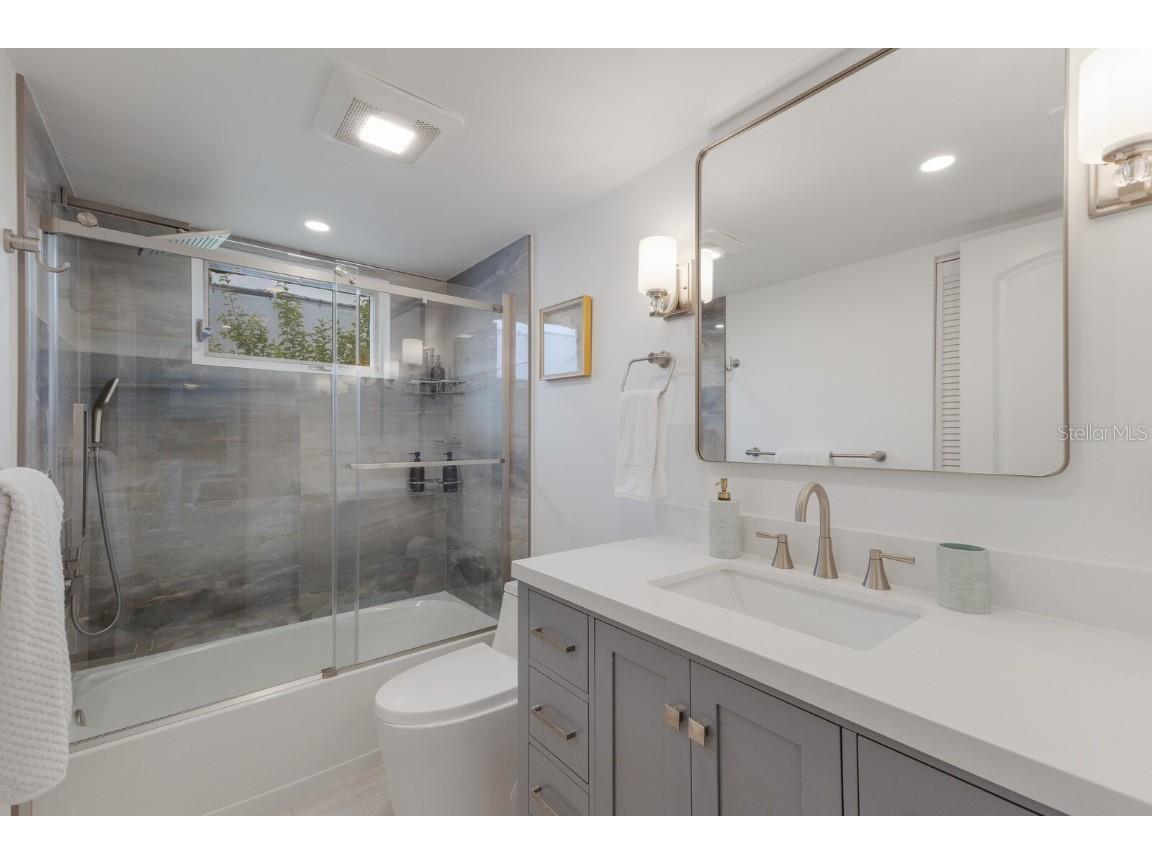 7711 25th Avenue W Bradenton FL 34209 A4664233 image29