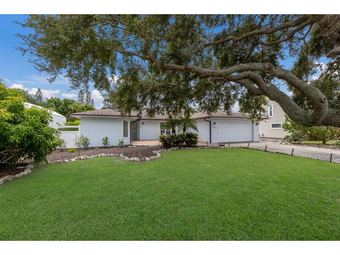 7711 25th Avenue W Bradenton FL 34209 A4664233 image4