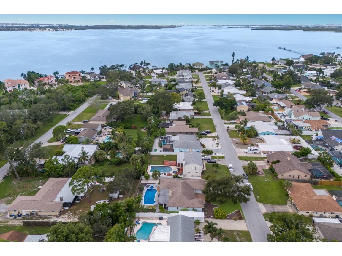 7711 25th Avenue W Bradenton FL 34209 A4664233 image48