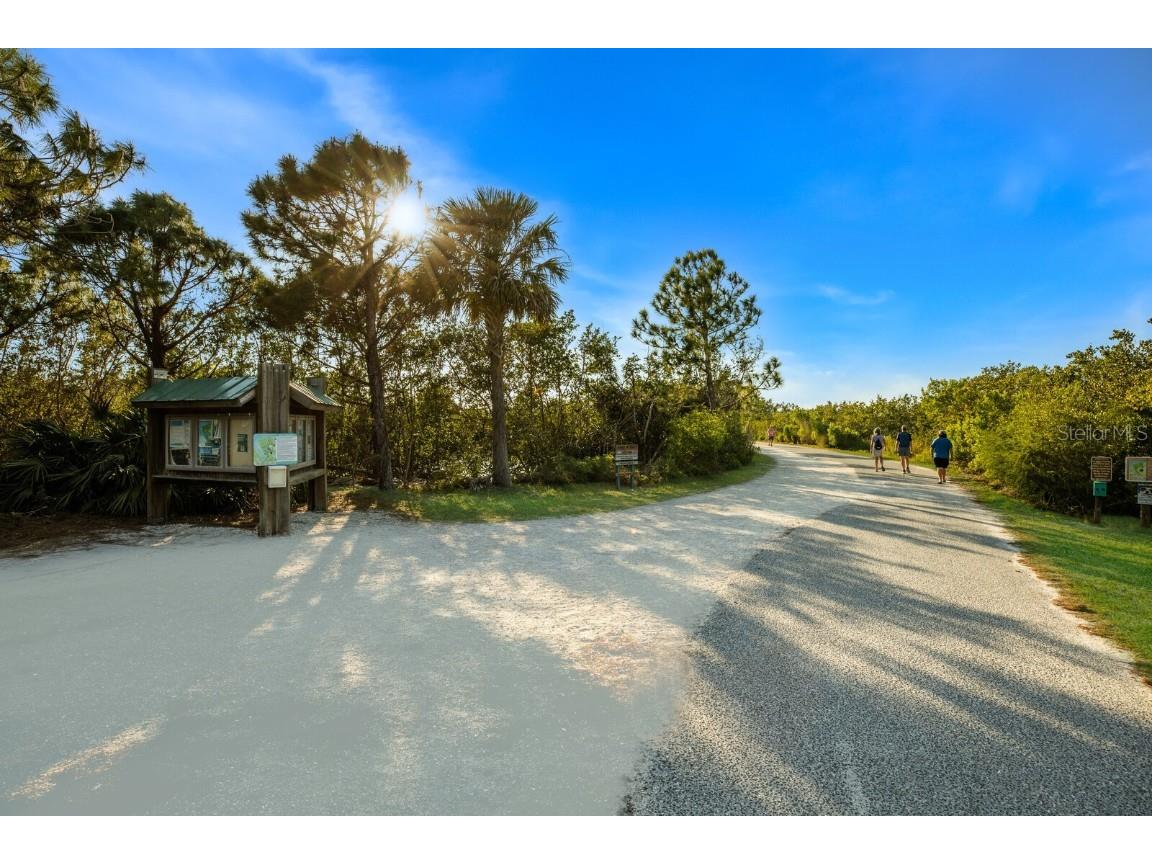 7711 25th Avenue W Bradenton FL 34209 A4664233 image56