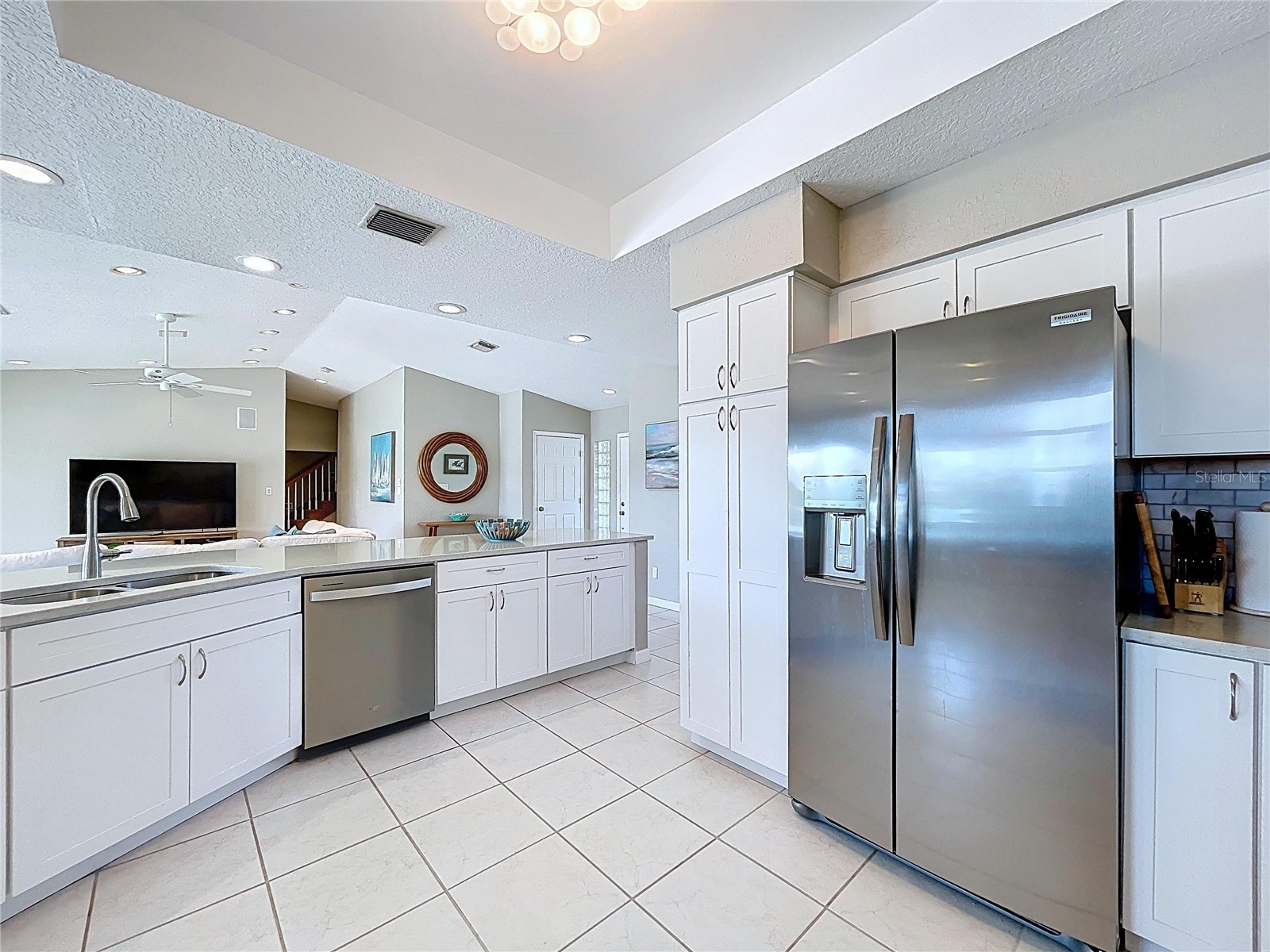 7711 Bayshore Drive Treasure Island FL 33706 - BLIND PASS TB8488047 image14