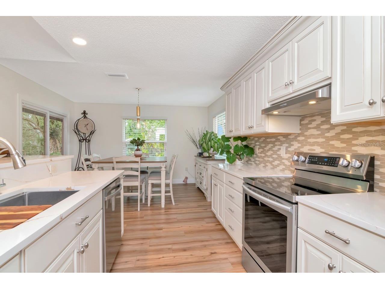 7711 Gulf Way Hudson FL 34667 TB8464200 image20
