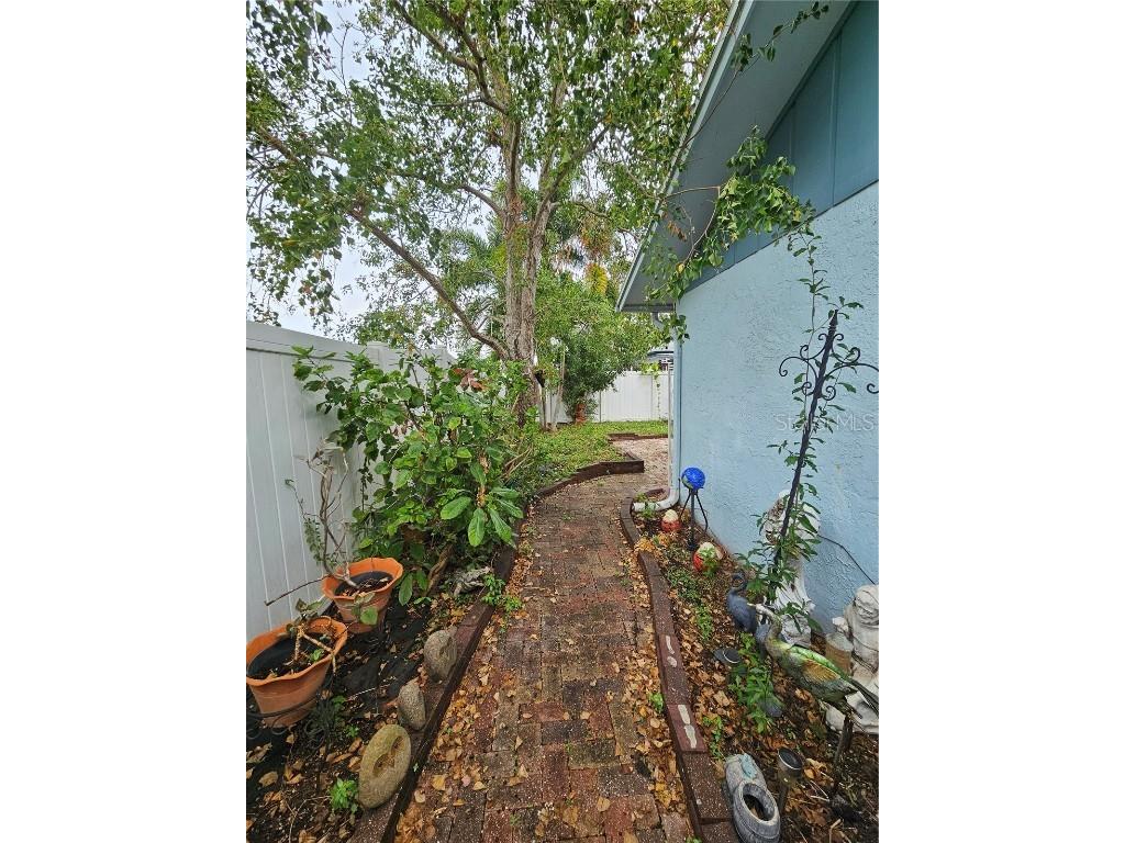 7711 Innis Court Saint Petersburg FL 33709 TB8343507 image54