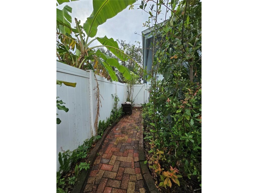 7711 Innis Court Saint Petersburg FL 33709 TB8343507 image56