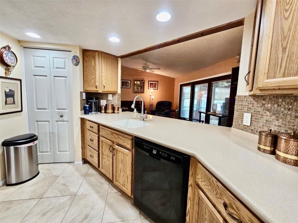 7711 Innis Court Saint Petersburg FL 33709 TB8343507 image8