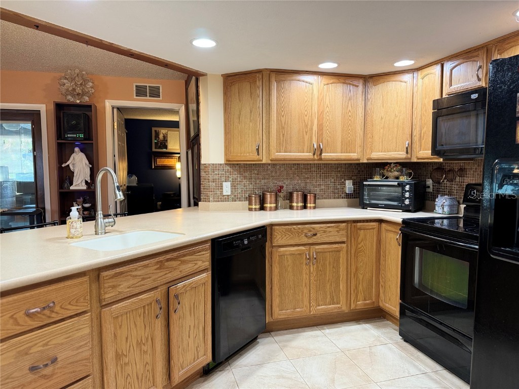 7711 Innis Court Saint Petersburg FL 33709 TB8343507 image9