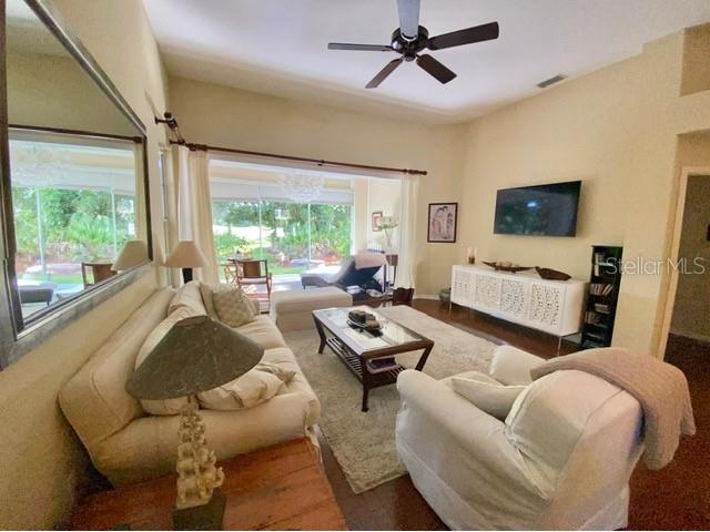 7711 Whitebridge Glen University Park FL 34201 A4547957 image12