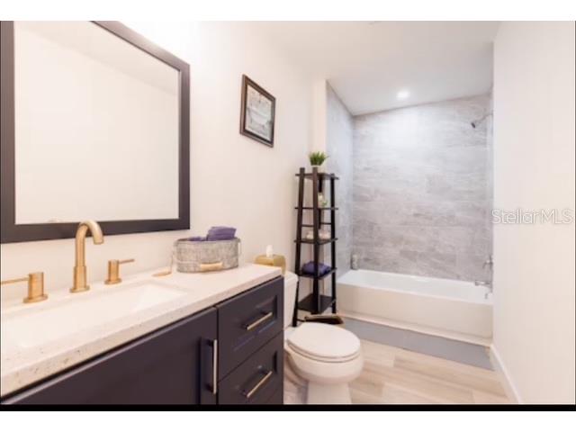 7712 Deleuil Avenue Tampa FL 33610 TB8529081 image16