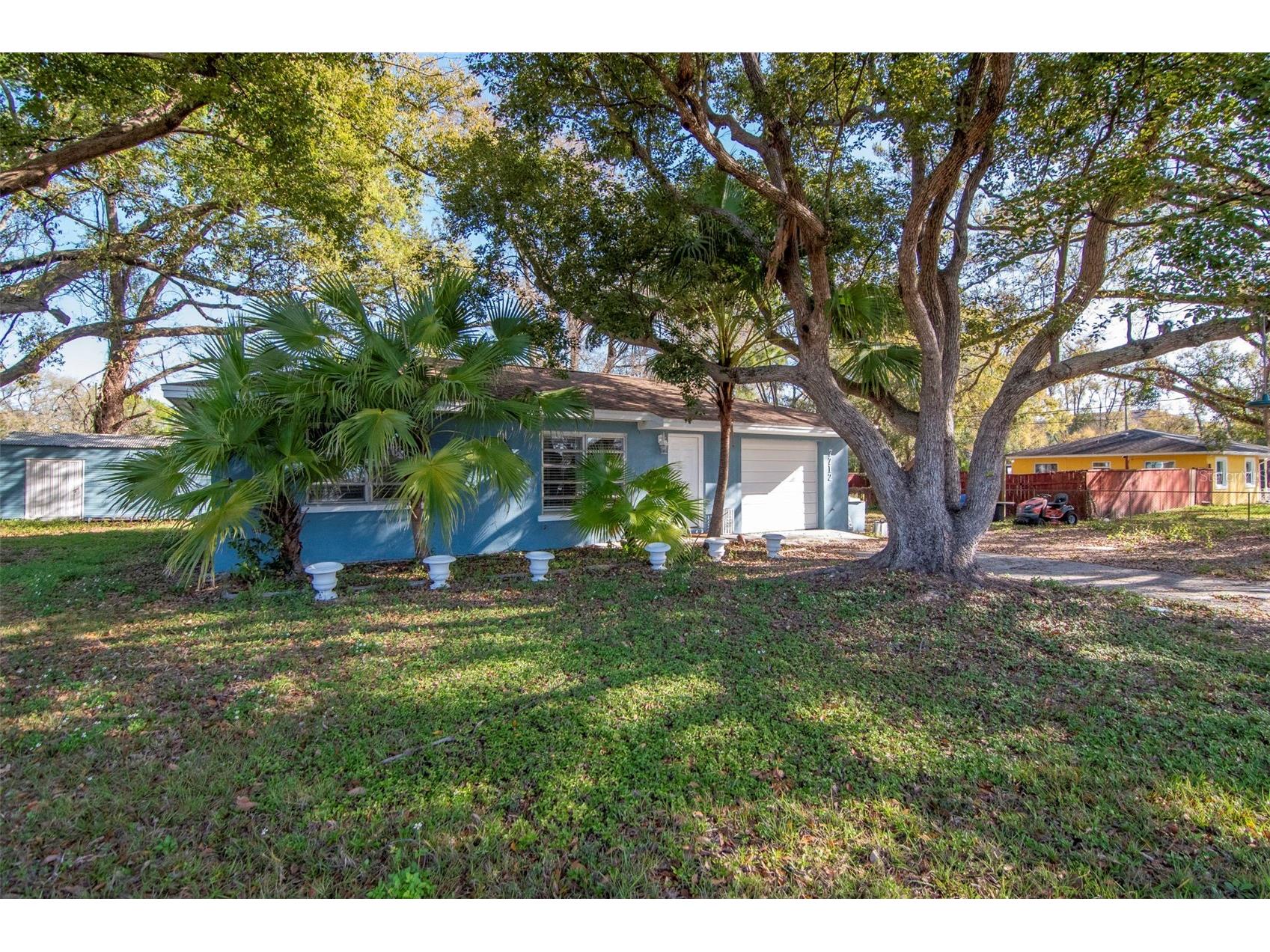 7712 E Comanche Avenue Tampa FL 33610 TB8482437 image1