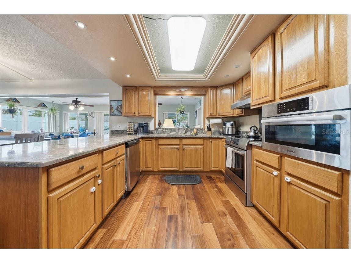 7712 Lakeside Woodlands Hudson FL 34667 W7880896 image16