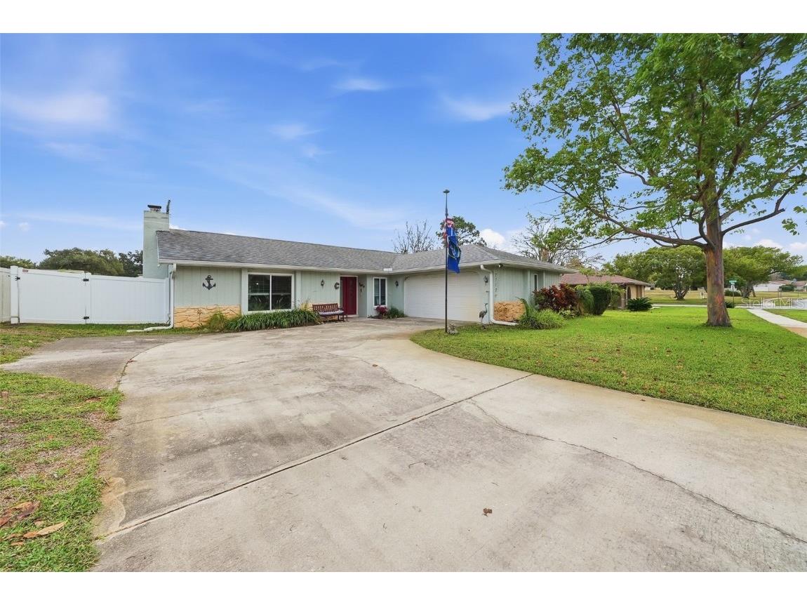 7712 Lakeside Woodlands Hudson FL 34667 W7880896 image5