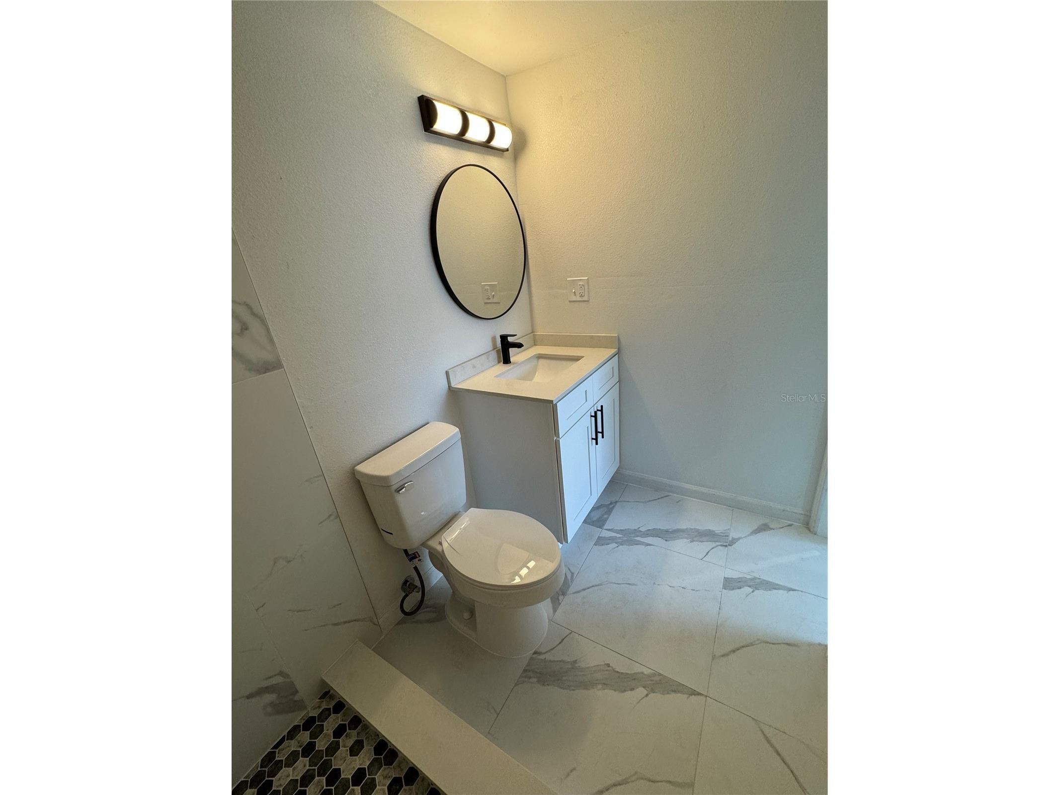 7712 W Powhatan Tampa FL 33615 TB8461235 image14