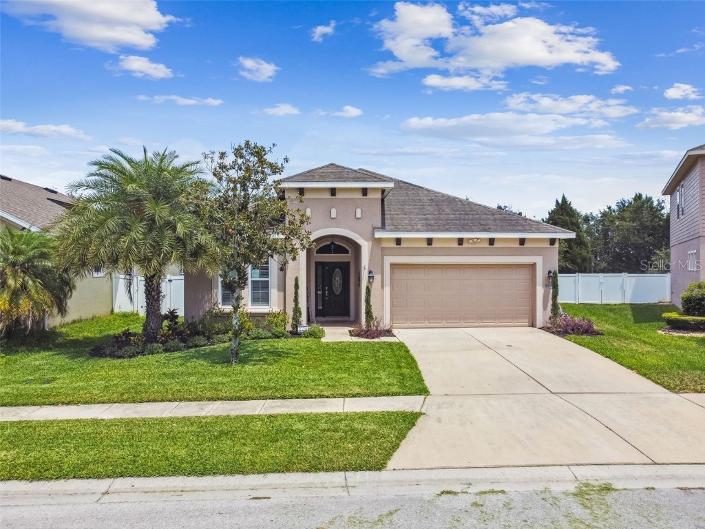 7713 Stoney Hill Drive Wesley Chapel FL 33545 U8200842 image1