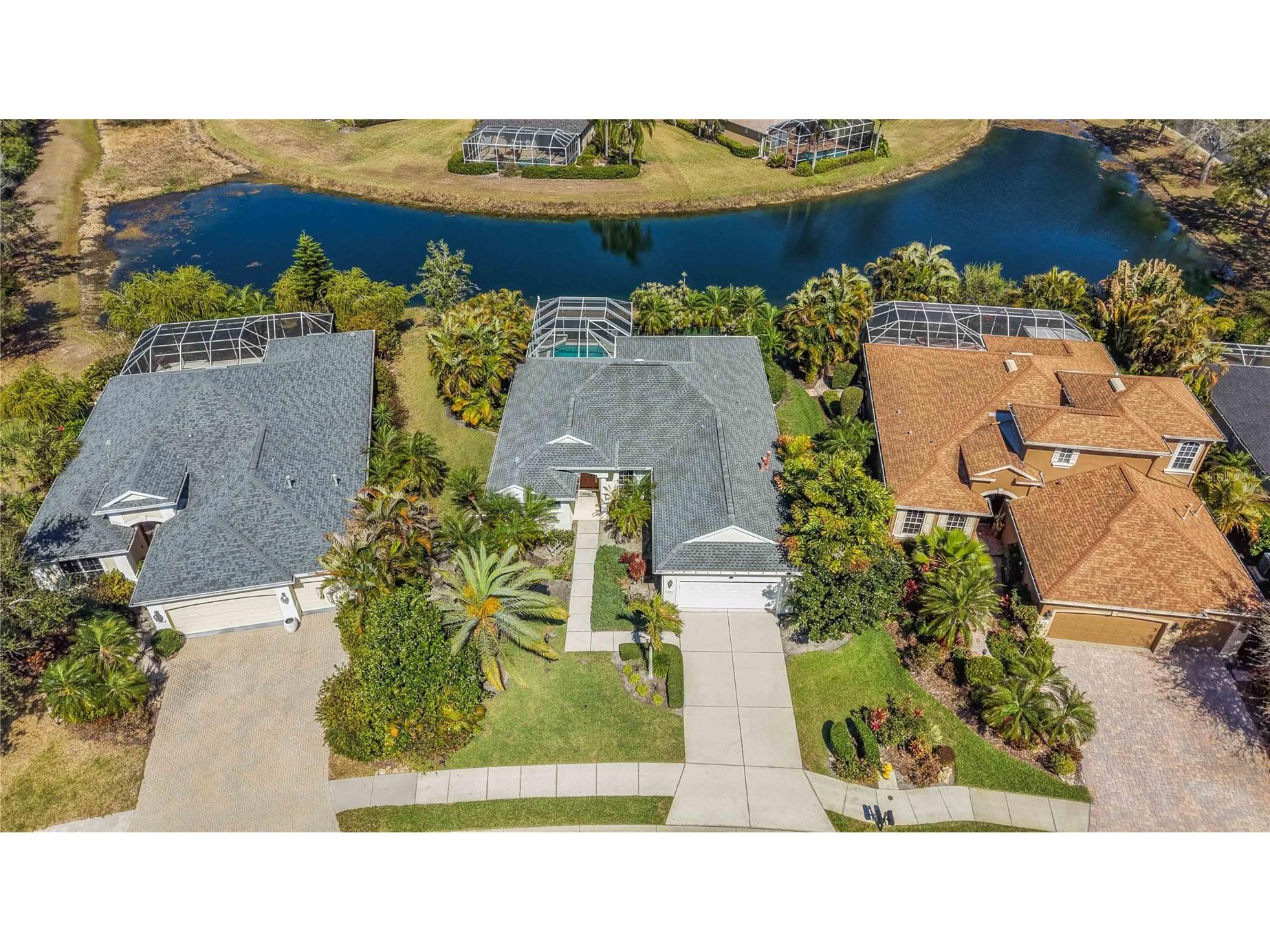 7714 Ashley Circle Bradenton FL 34201 A4681890 image1