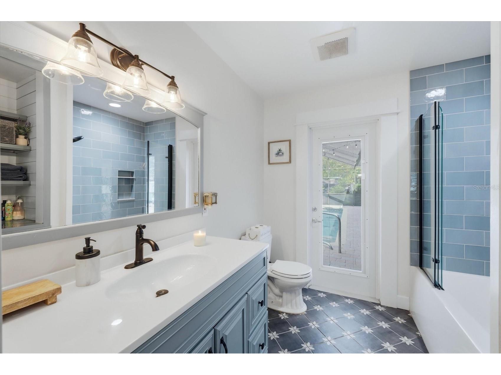 7714 N Leewynn Drive Sarasota FL 34240 A4696619 image27