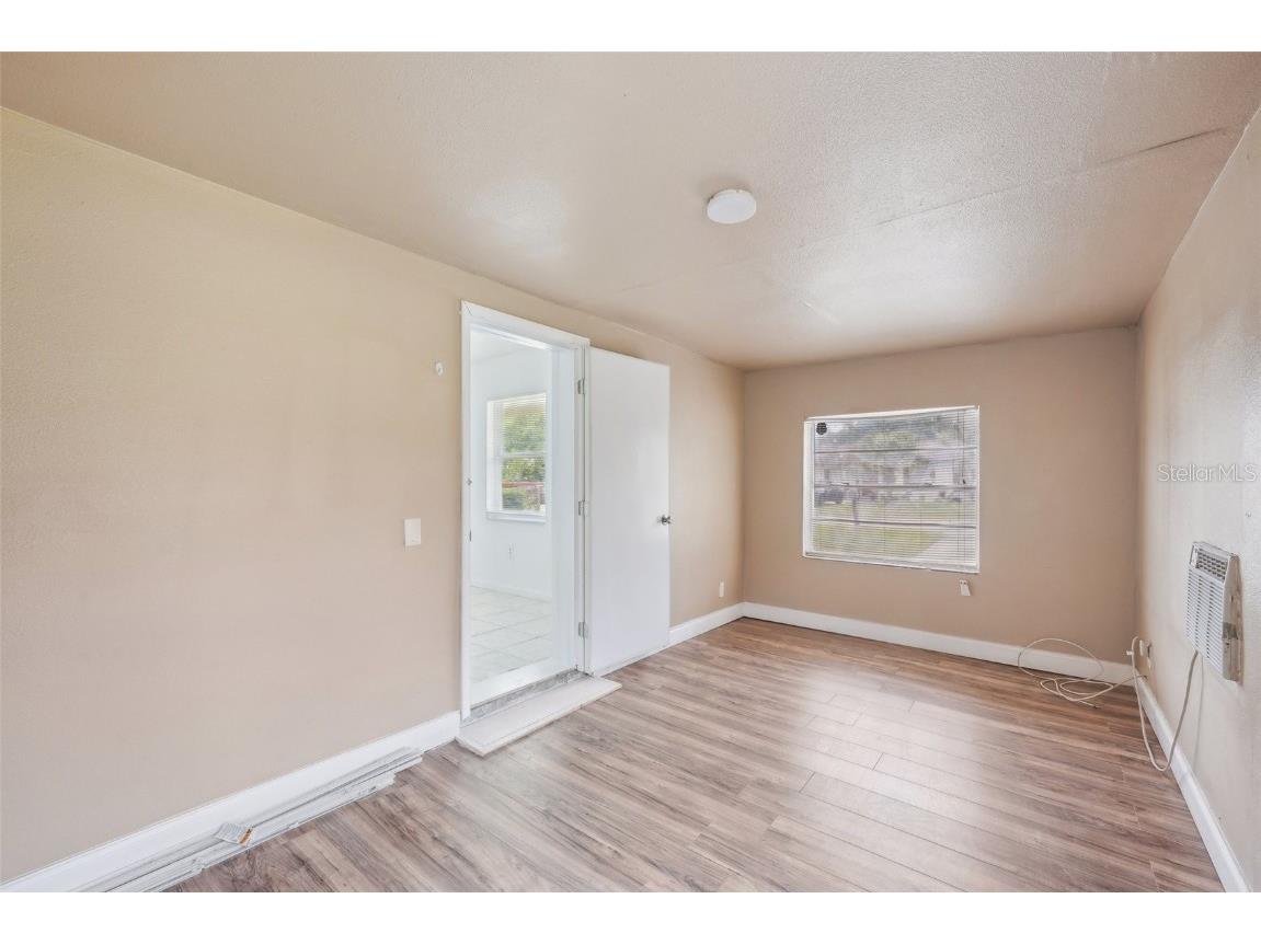 7715 Deleuil Avenue Tampa FL 33610 TB8384226 image15