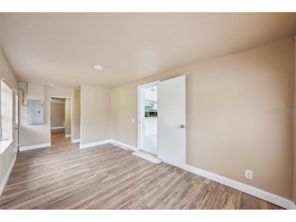 7715 Deleuil Avenue Tampa FL 33610 TB8384226 image16