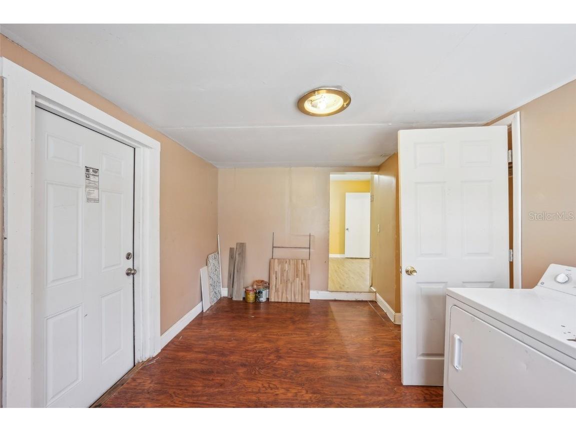 7715 Deleuil Avenue Tampa FL 33610 TB8384226 image26