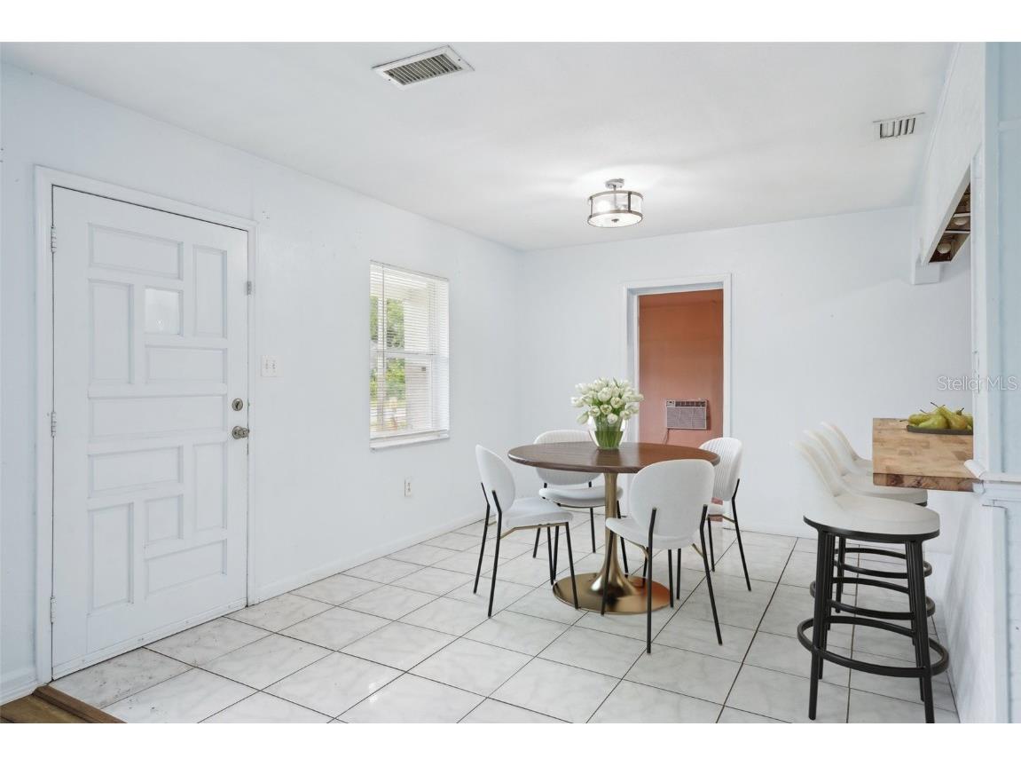 7715 Deleuil Avenue Tampa FL 33610 TB8384226 image3