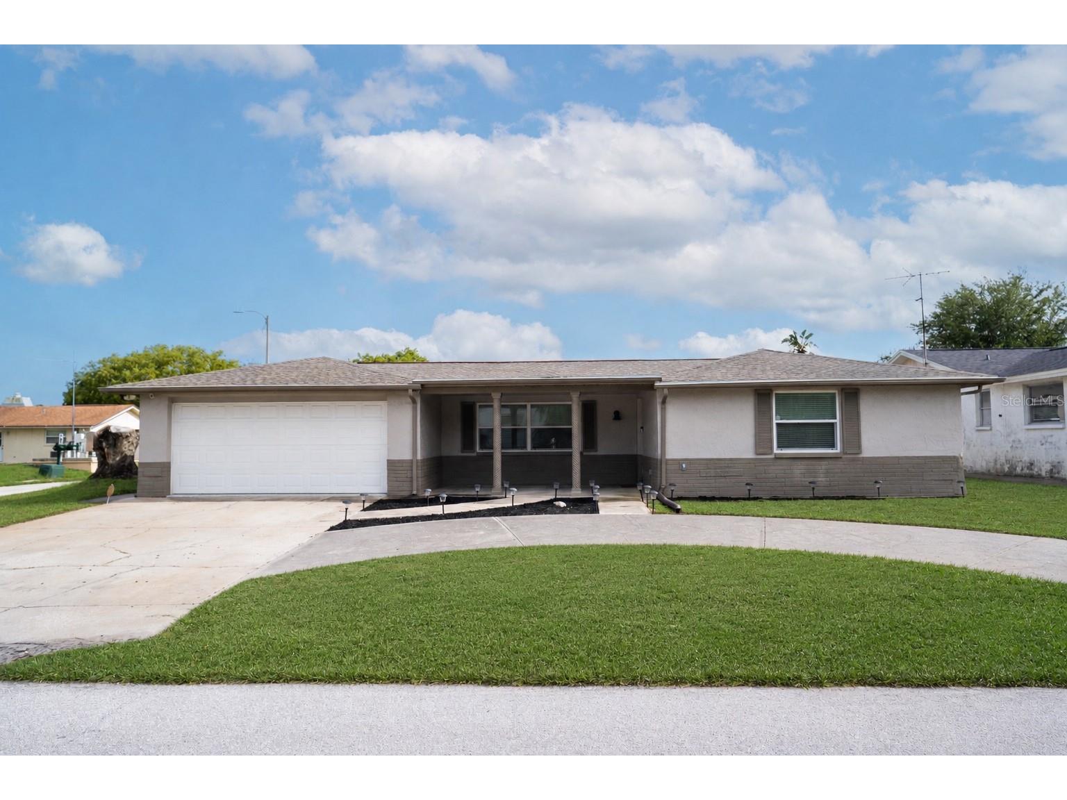 7715 Foxbloom Drive Port Richey FL 34668 TB8511788 image1
