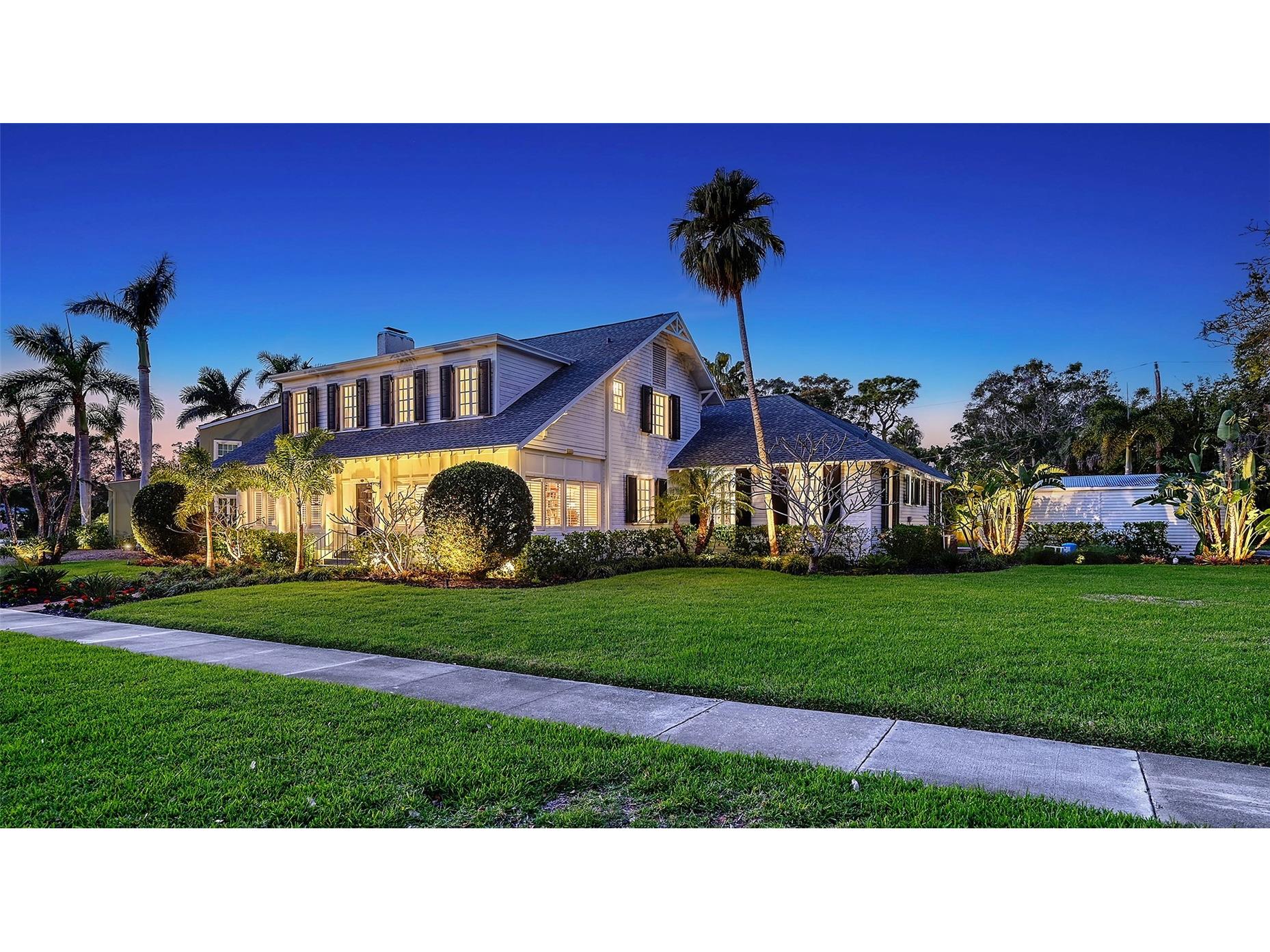7715 Westmoreland Drive Sarasota FL 34243 - SARASOTA BAY A4697116 image1