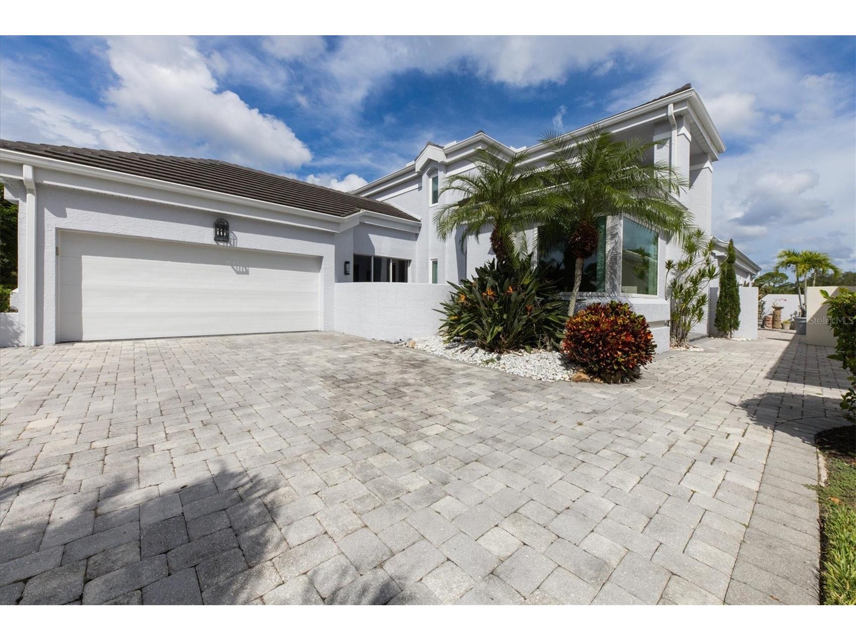 7716 Club Lane Sarasota FL 34238 A4679759 image14