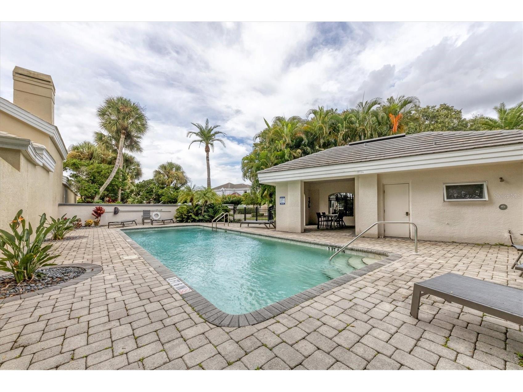 7716 Club Lane Sarasota FL 34238 A4679759 image54