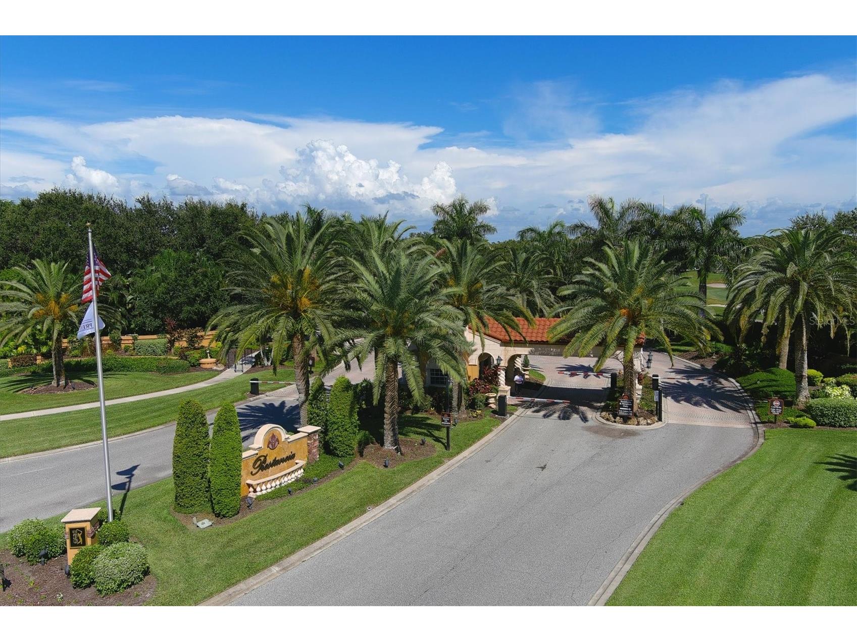 7716 Club Lane Sarasota FL 34238 A4679759 image56