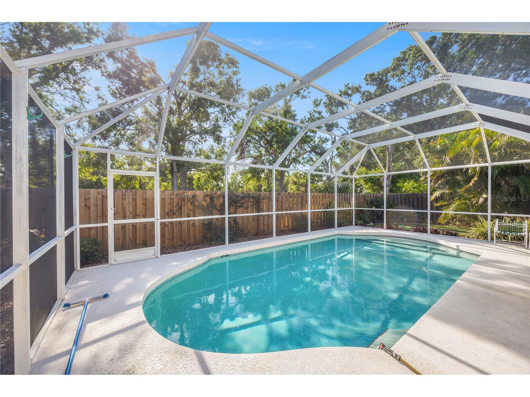 7716 Geneva Lane Sarasota FL 34243 A4655951 image10