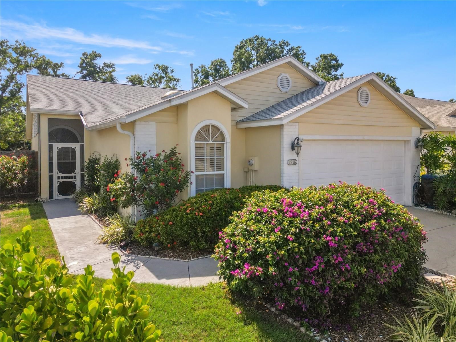 7716 Geneva Lane Sarasota FL 34243 A4697521 image2